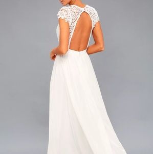 Floriana White Backless Lace Maxi Dress